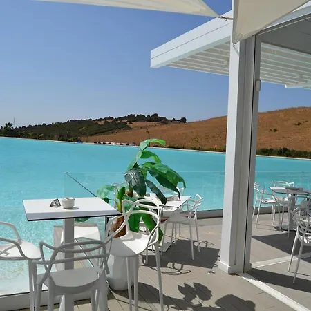 Garden For 3 Estepona