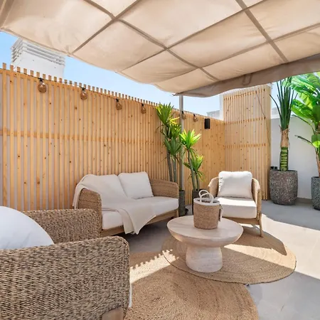 Garden For 3 *
