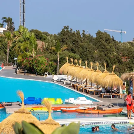 Garden For 3 * Estepona